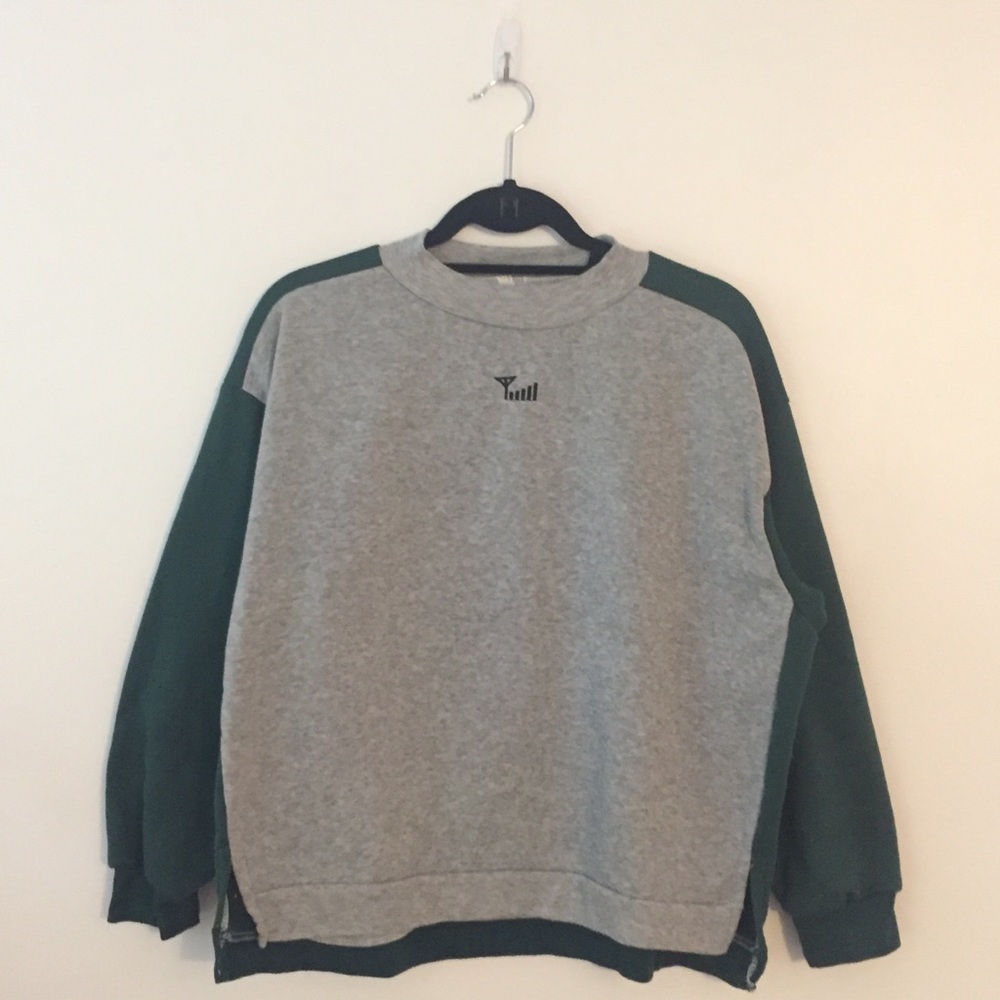 Colorblock mockneck sweatshirt